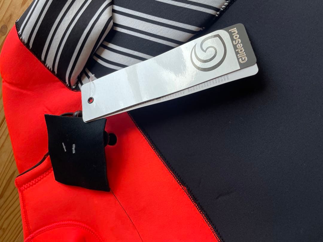 【新品・未使用】ウェットスーツ　レディースM Glidesoul