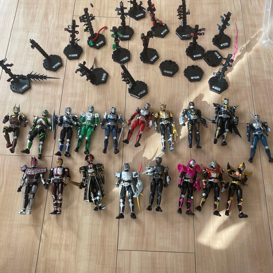 装動クロニクル　仮面ライダー龍騎　ファイズ