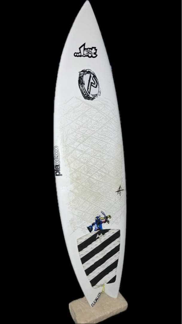 プレセボ 5'8クアッド フィッシュ メイヘムフィン付き 小波