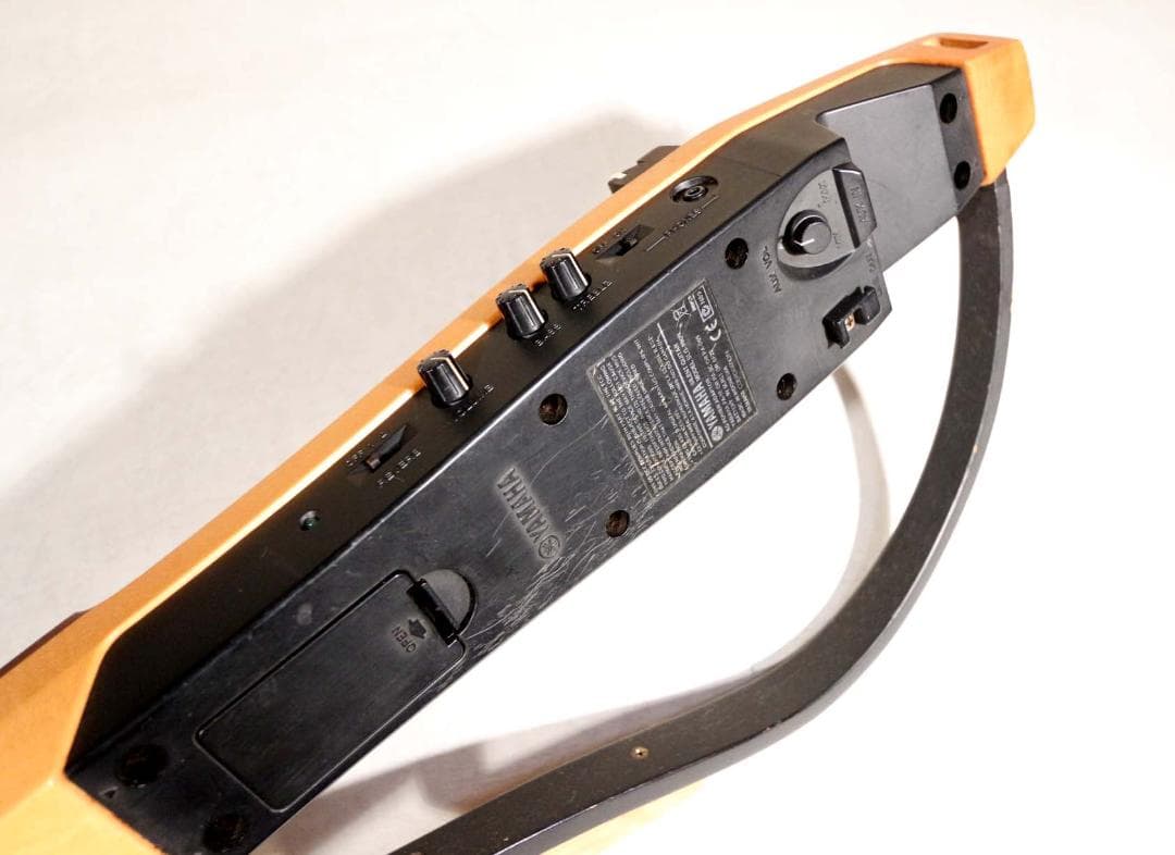 ■ヤマハ■サイレントギター SLG-100N■難ありジャンク 音出しOK