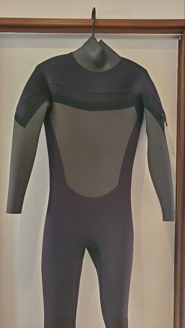 最終　早い者勝ち)セミドライ　2024年1月購入 既製のMサイズ