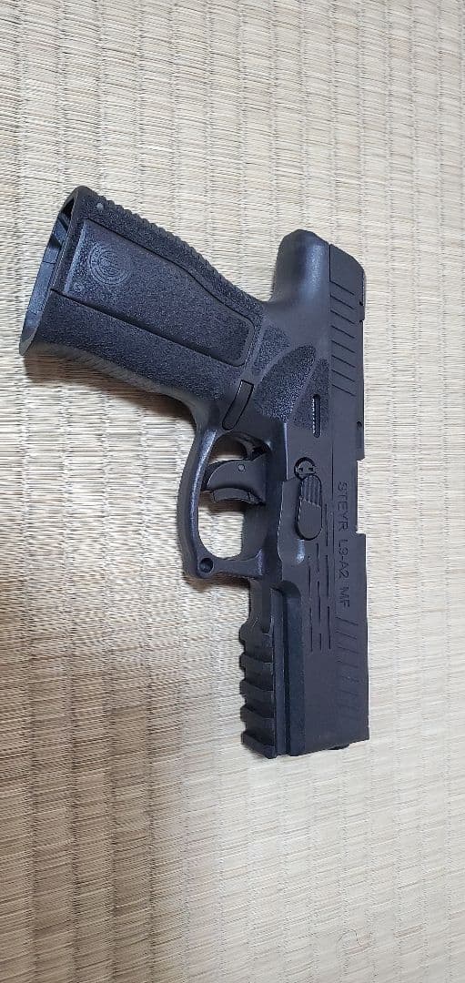 カーボネイト　L9A2　ガスブローバック　CO2 Carbon8