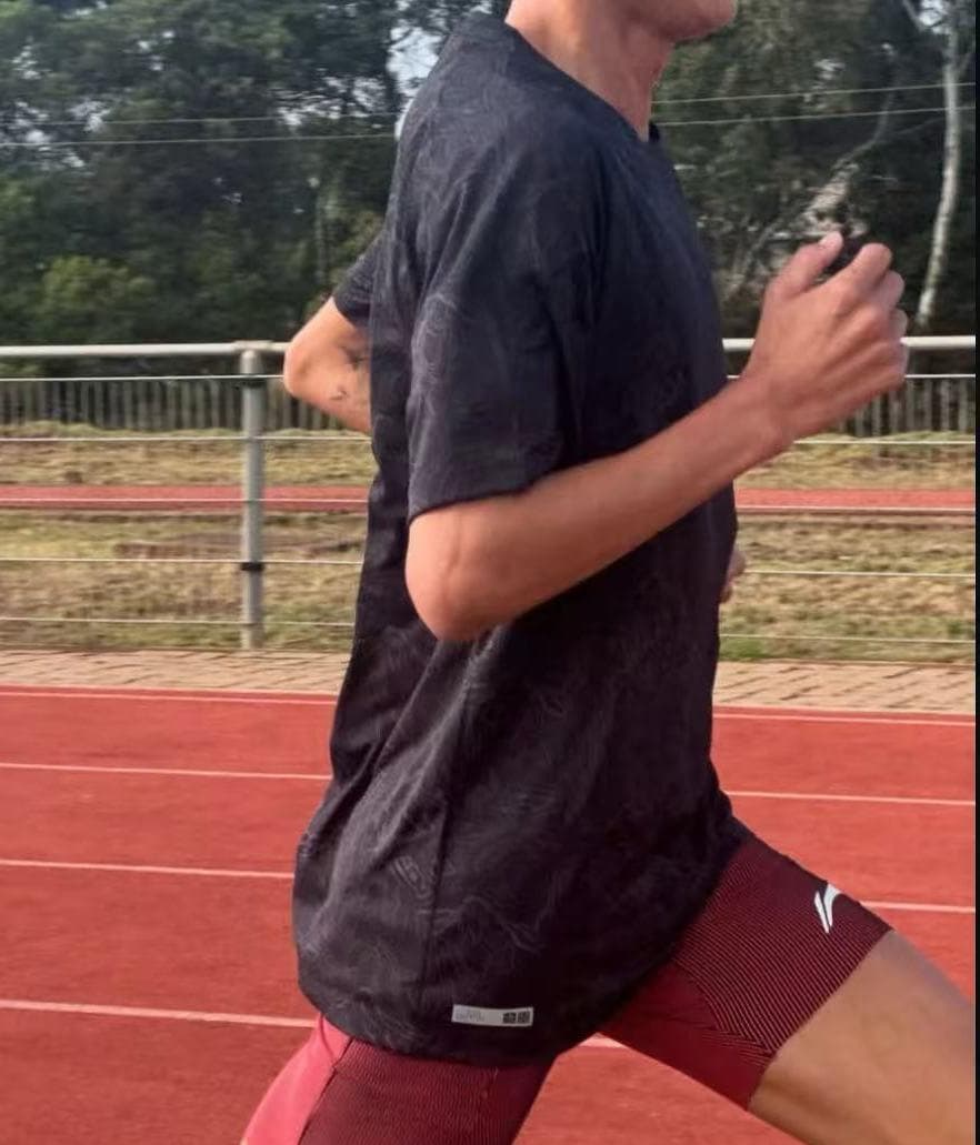 LI-NING リ－ニン ランニングシャツ 大迫傑選手 adventure S