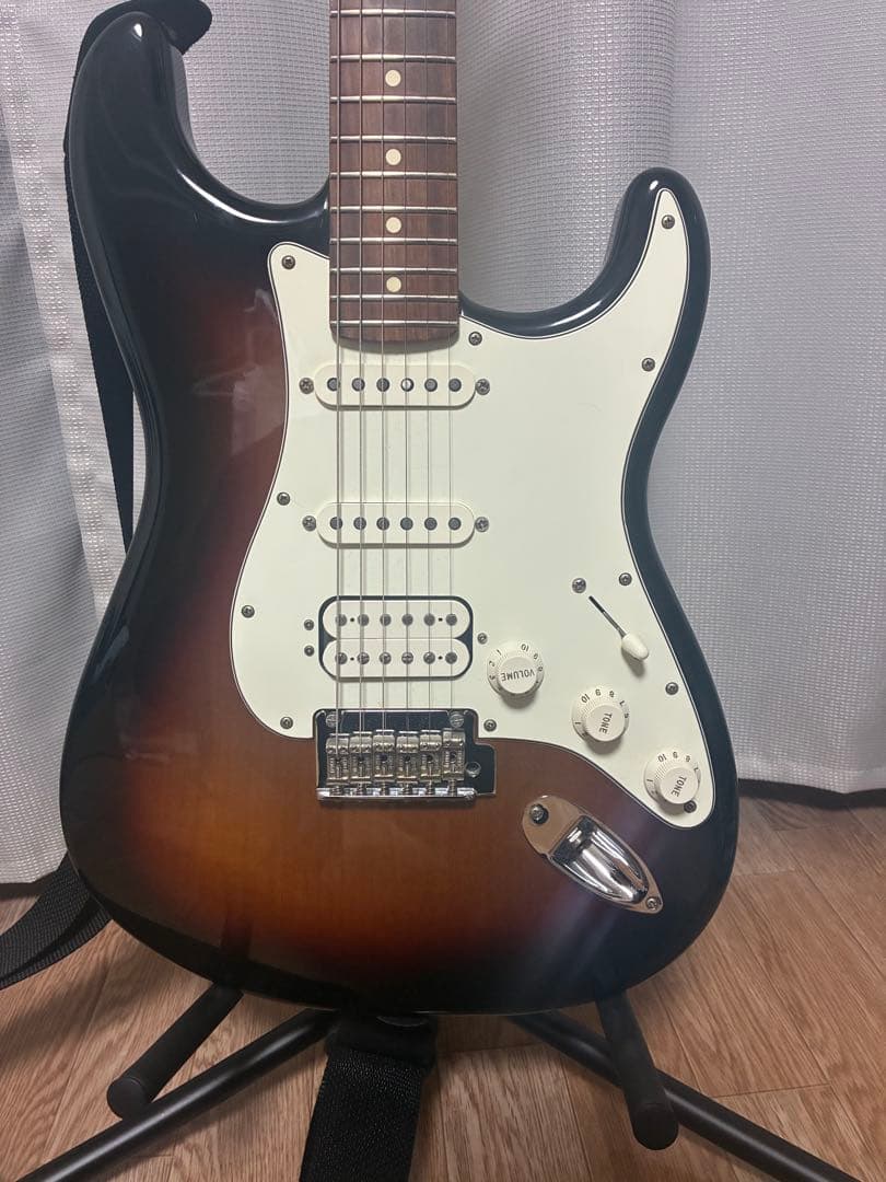 ギター fender player stratocaster sunburst hss