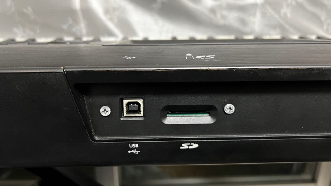 KORG KROME 73 シンセサイザー