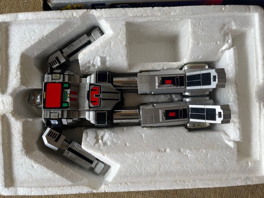 巨獣特捜ジャスピオン　DX超合金ダイレオン