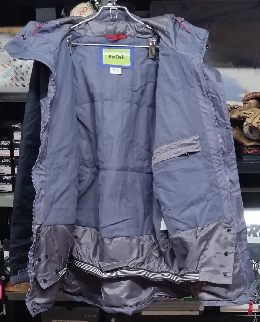 スノーボードウェア グレー黒　 男性用セットアップ