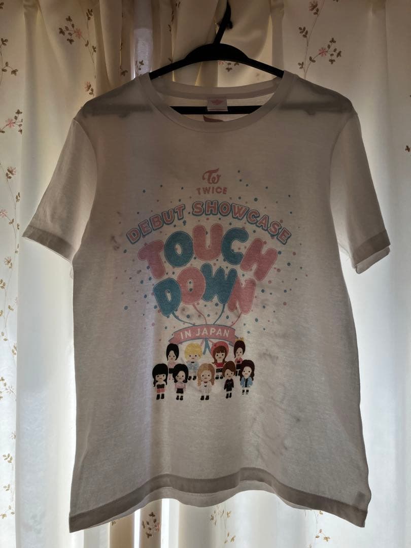 TWICE  メンバーサイン入りTシャツ