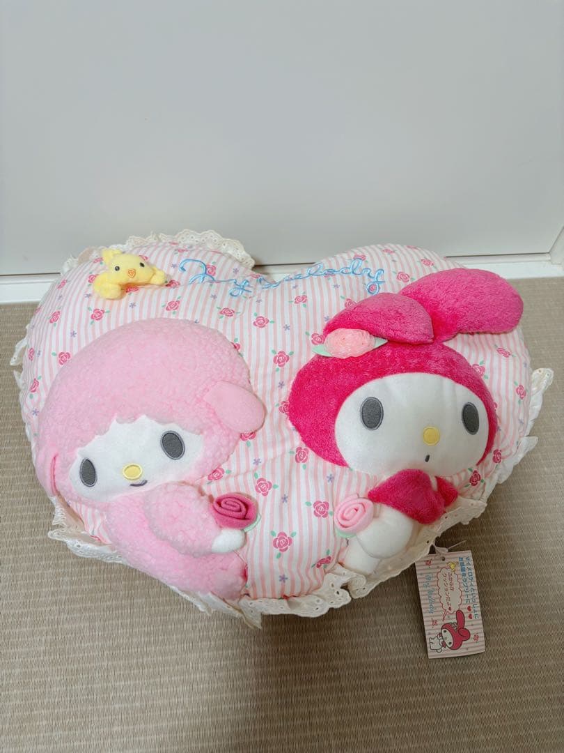 レア　マイメロディといっしょにお部屋をラブリーに　ふかふか　ハートガタクッション