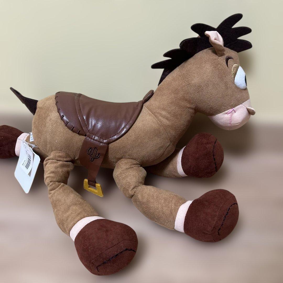 東京ディズニーリゾート　ブルズアイ　馬　ぬいぐるみ