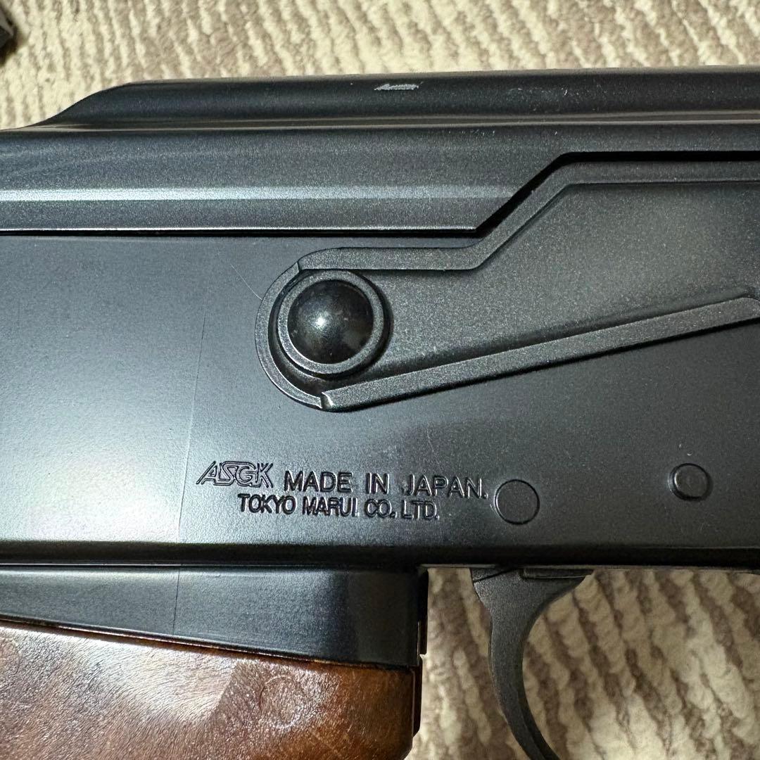 東京マルイ　AK47 スタンダード電動ガン　バッテリー、マガジン付き