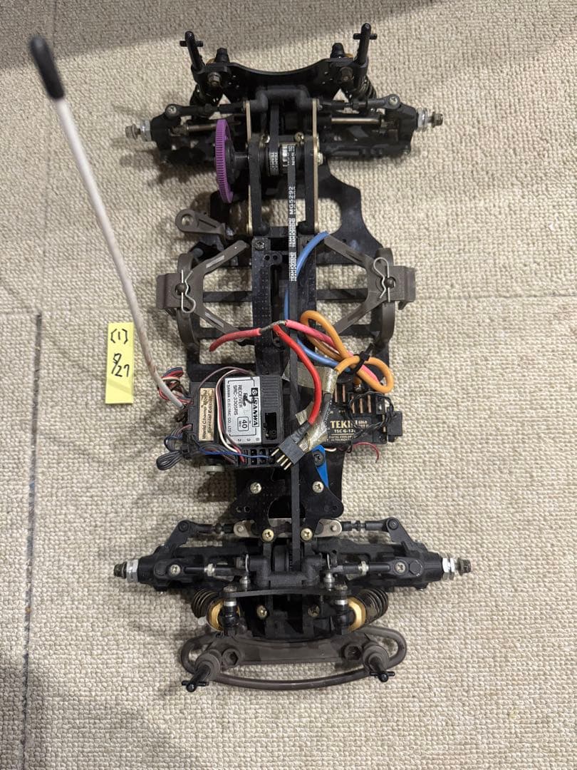 【1】旧車　シャーシ　当時物　ラジコン　車　カーボン