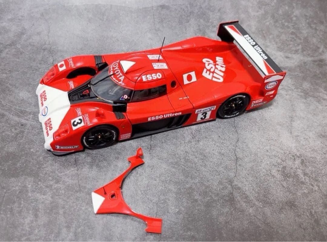 1/18 AUTOart トヨタ TS020 片山右京、鈴木利男、土屋圭市
