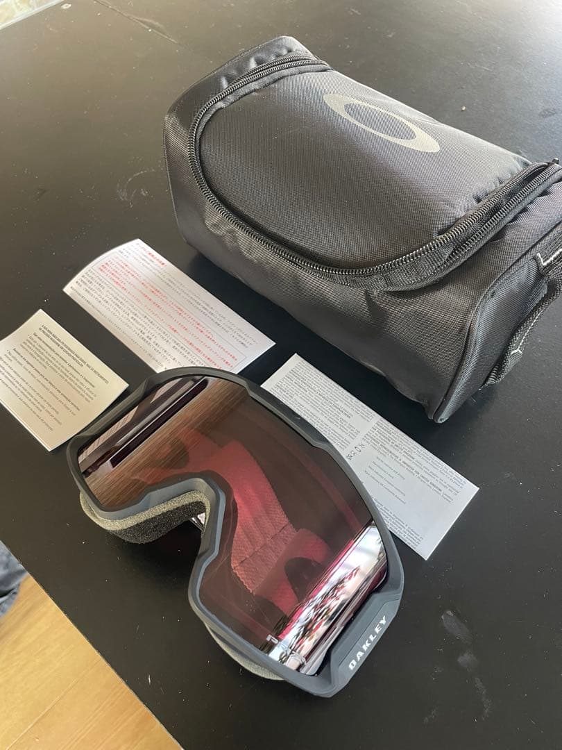 【OAKLEY正規品】スノーゴーグル (0OO7093)リフト券ケース付き⭐︎