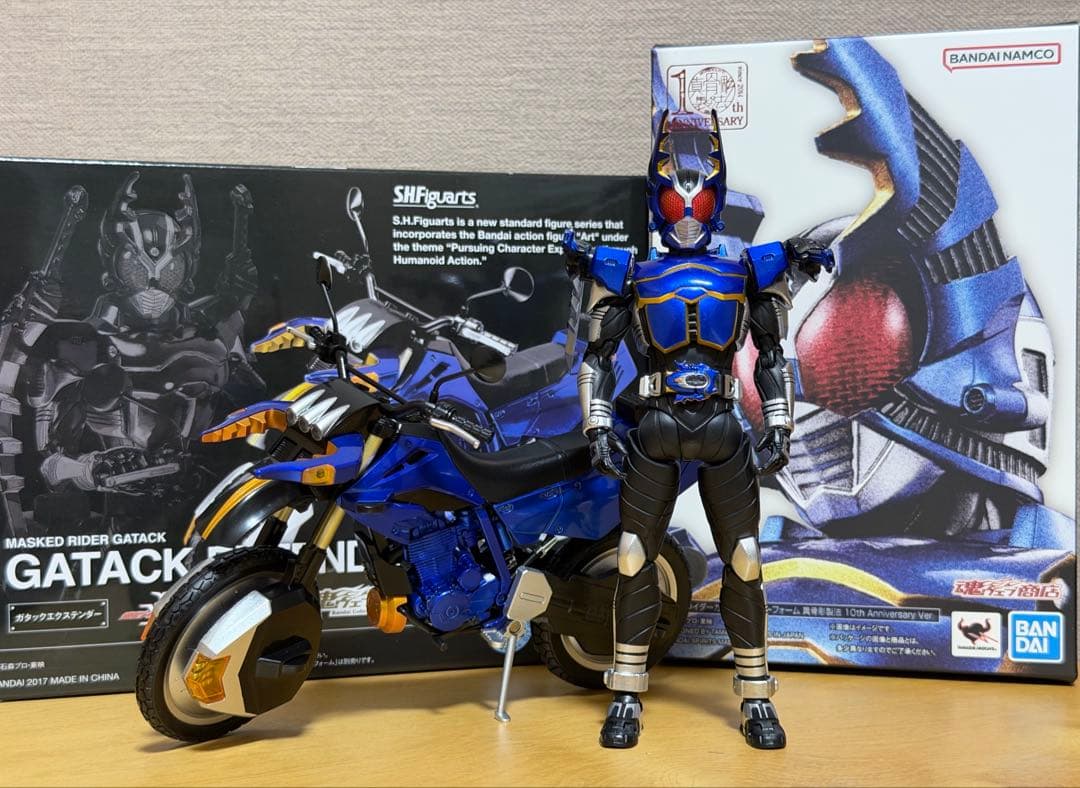 真骨彫　仮面ライダーガタック 10th ガタックエクステンダーセット【中古】