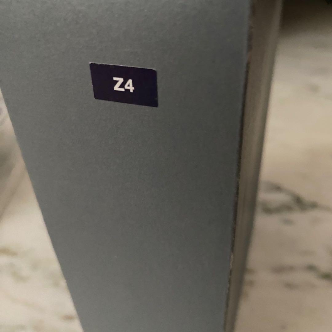  Z4 コレクターズモデル　ミニチュアカー