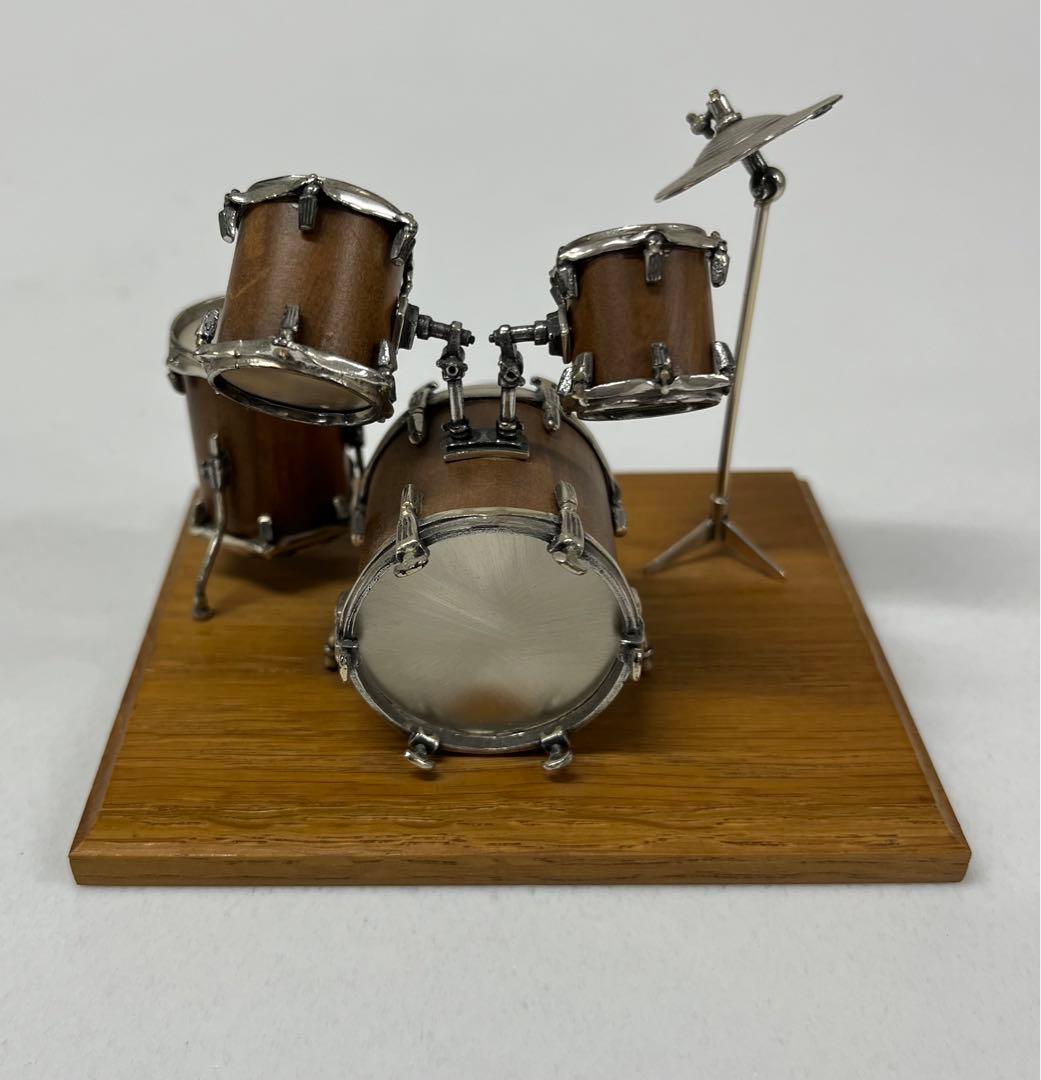 銀製　ドラム