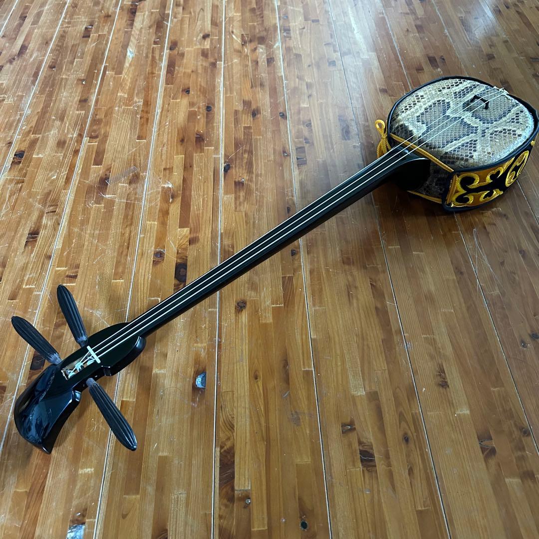 ◼️宮古島から◼️美品！本皮強化張り三線　サンシン　三味線　蛇皮線　沖縄　琉球