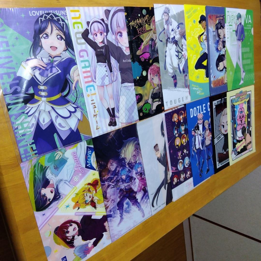 アニメノンジャンル美少女系など　Ａ−４クリアファイル まとめ売リ大量２５０枚
