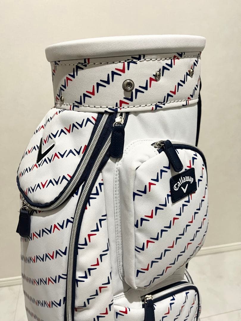 【美品】キャロウェイ ゴルフ キャディバッグ V字グラフィック柄 巾着ポーチ付き