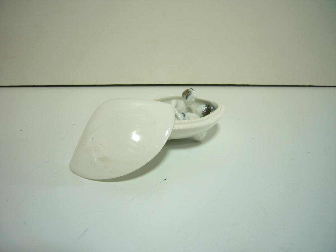 香合 貝合せ 春画 磁器 色絵 枕絵 隠し春画