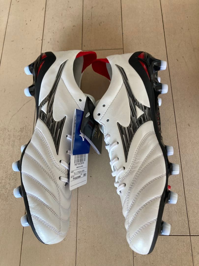 モレリアネオ4ジャパン　白　26.0㎝　新品。