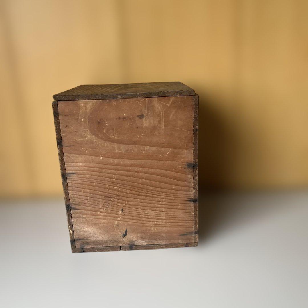 三越製　鉄瓶　近江八景図