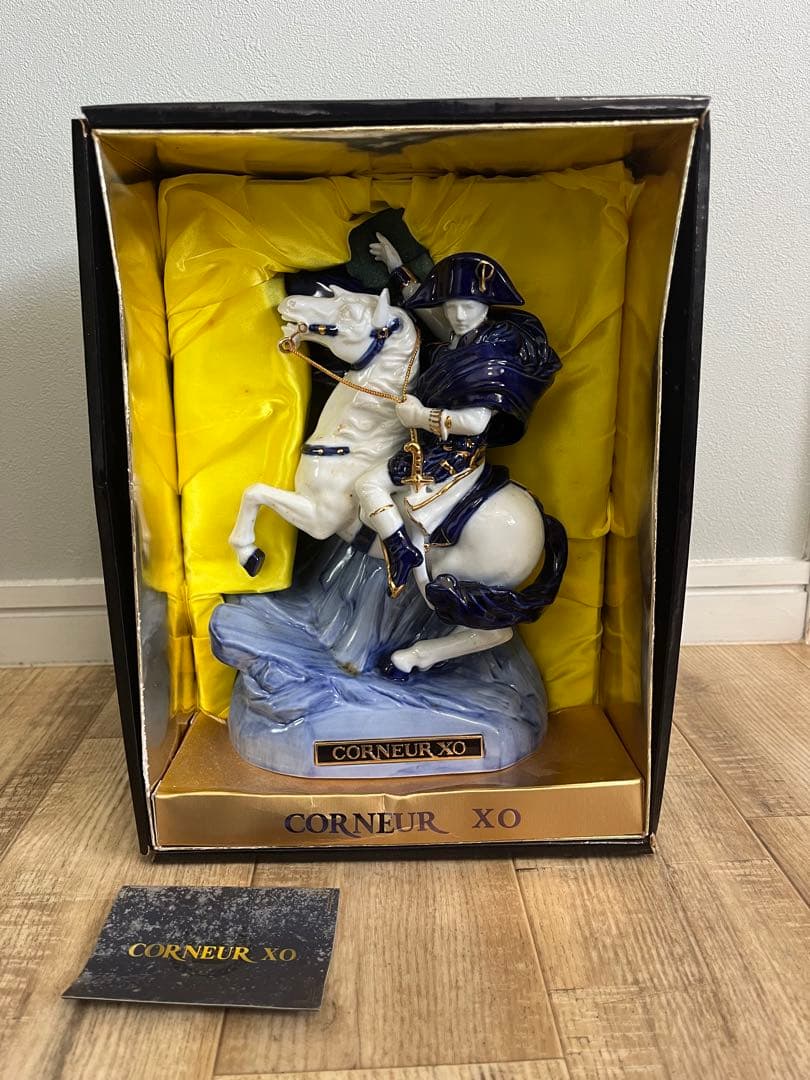 アロマ　未開栓CORNEUR XO ナポレオン陶器