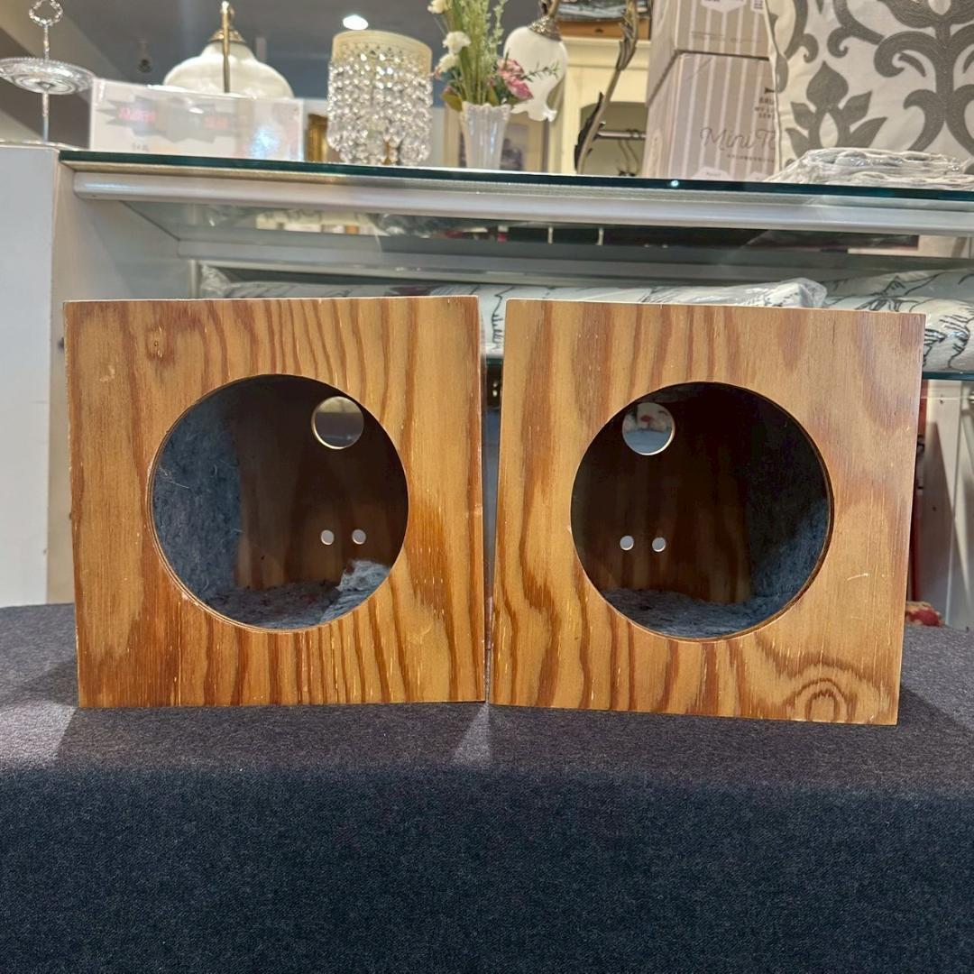 新品【2個セット】木製ペットハウス コンセント穴付き 天然木 箱型 立方体