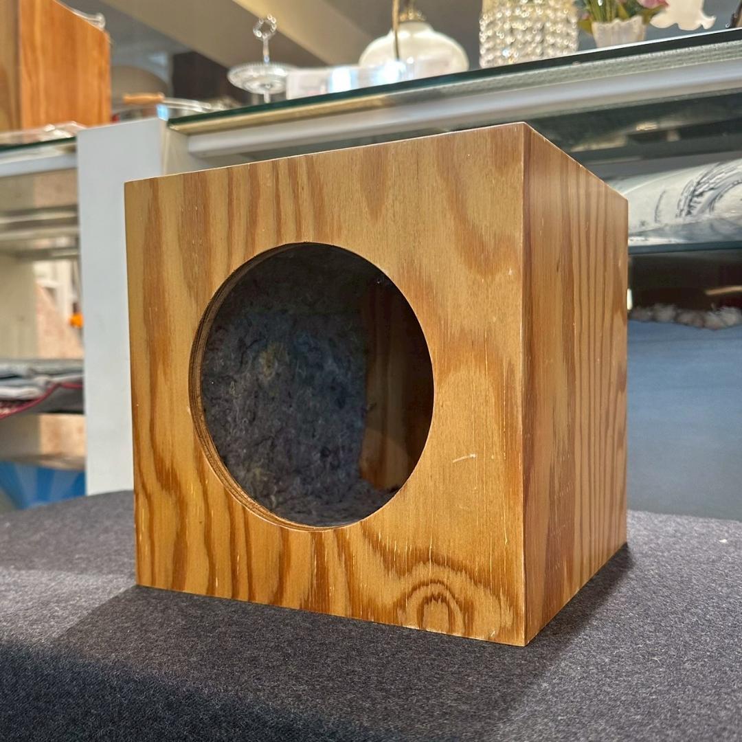 新品【2個セット】木製ペットハウス コンセント穴付き 天然木 箱型 立方体