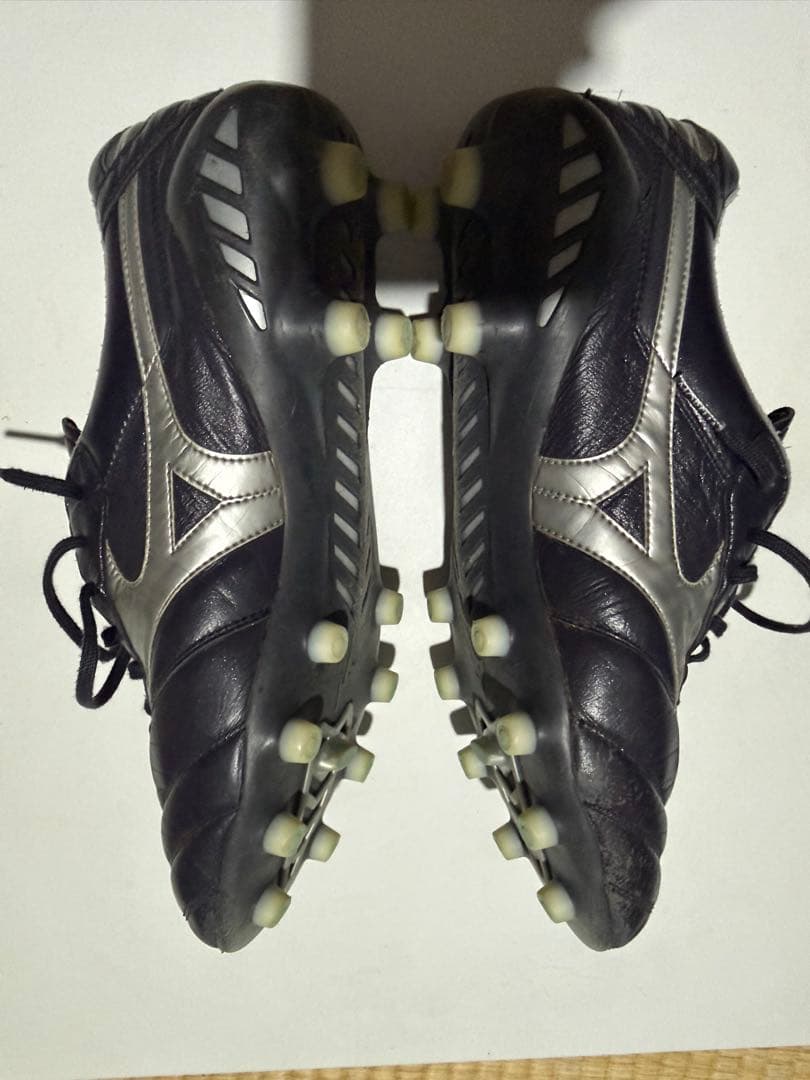 ミズノ　モレリアDNA‼️ 26.5cm