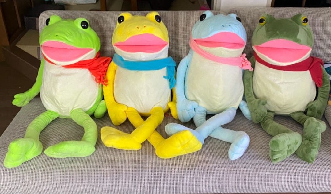 ケロピョンのぬいぐるみ4体セット