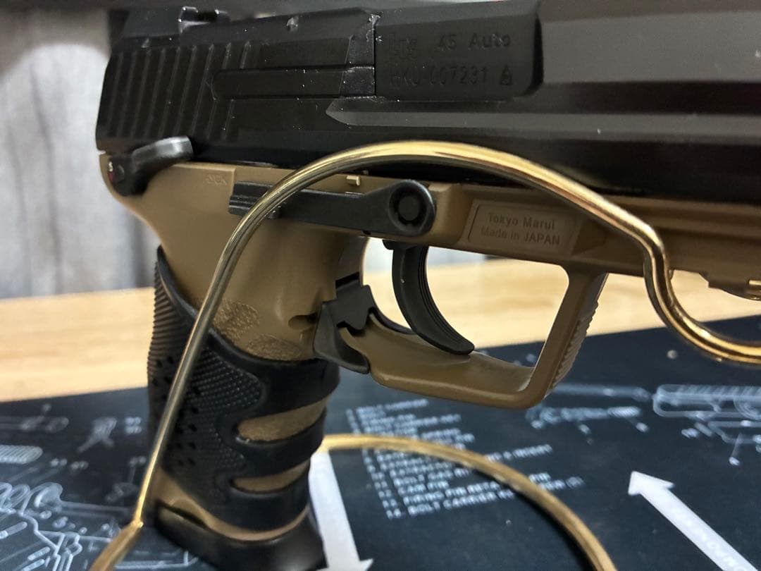 東京マルイ製 HK45 タクティカル（FDEカラー）、 サブマガジン2個付き