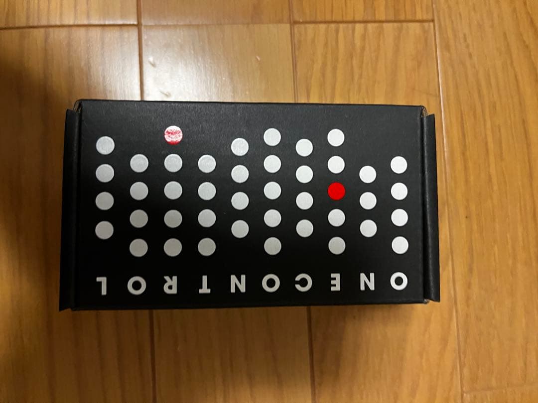 ベース One Control Red Crimson Bass Preamp