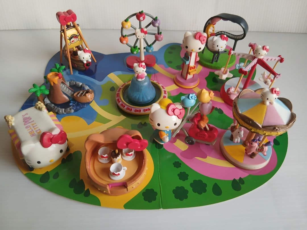 ハローキティ キティの遊園地 ジオラマ フィギュア 全11種セット 希少！