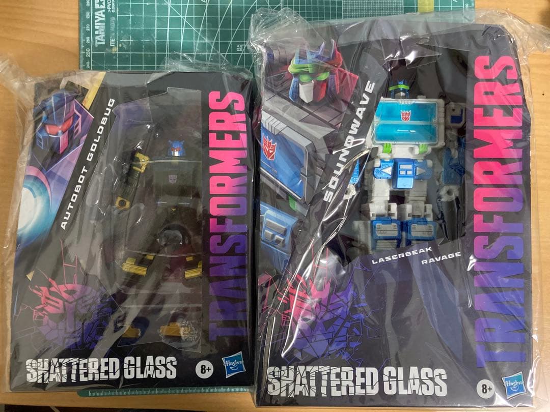 即購入可　 トランスフォーマー　シャッタードグラス　 サウンドウェーブ