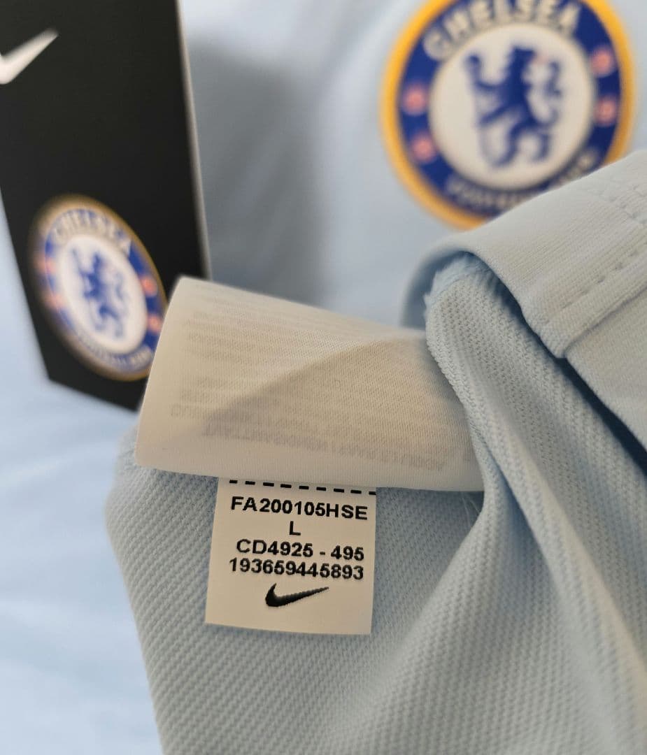 チェルシー　トレーニングトップ