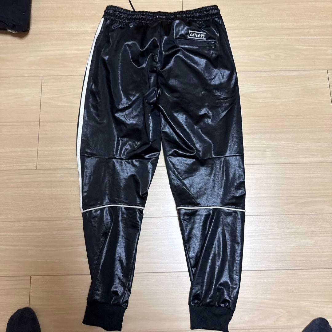 adidas アディダス トラックパンツ chile20