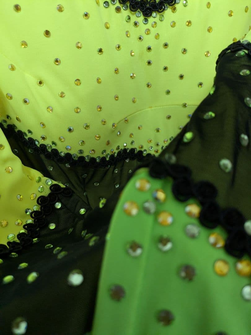 SHIRAKABA DRESS ネオンフリンジ　社交ダンスドレス　ラテン