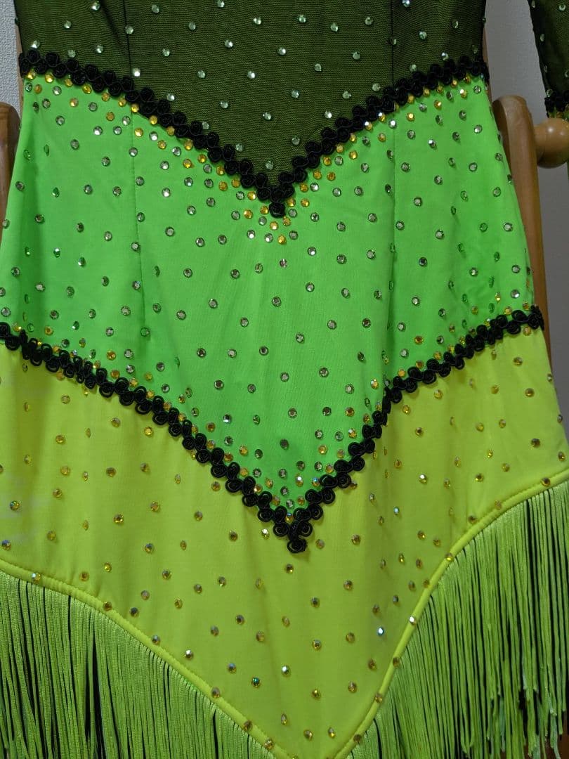 SHIRAKABA DRESS ネオンフリンジ　社交ダンスドレス　ラテン