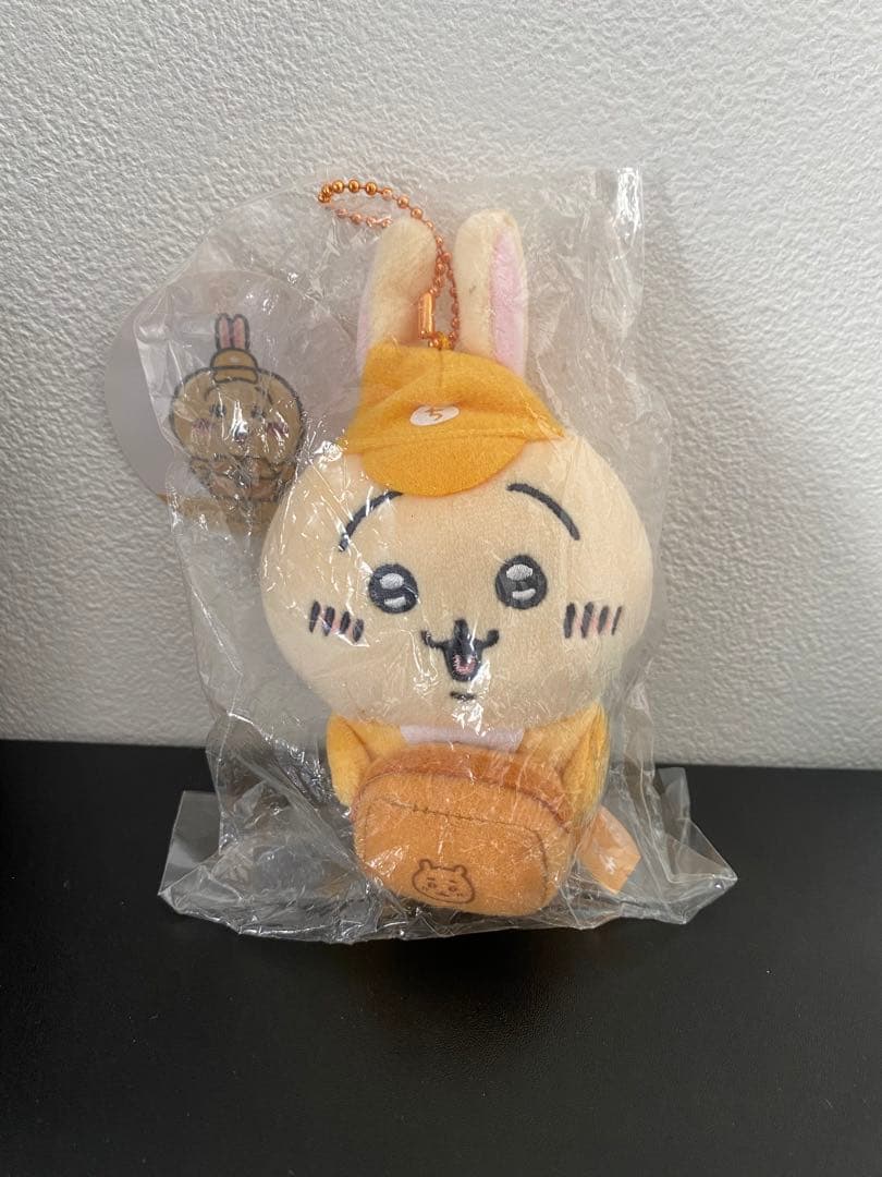 ちいかわマーケット 働くスタッフさんマスコット　うさぎ　マスコット