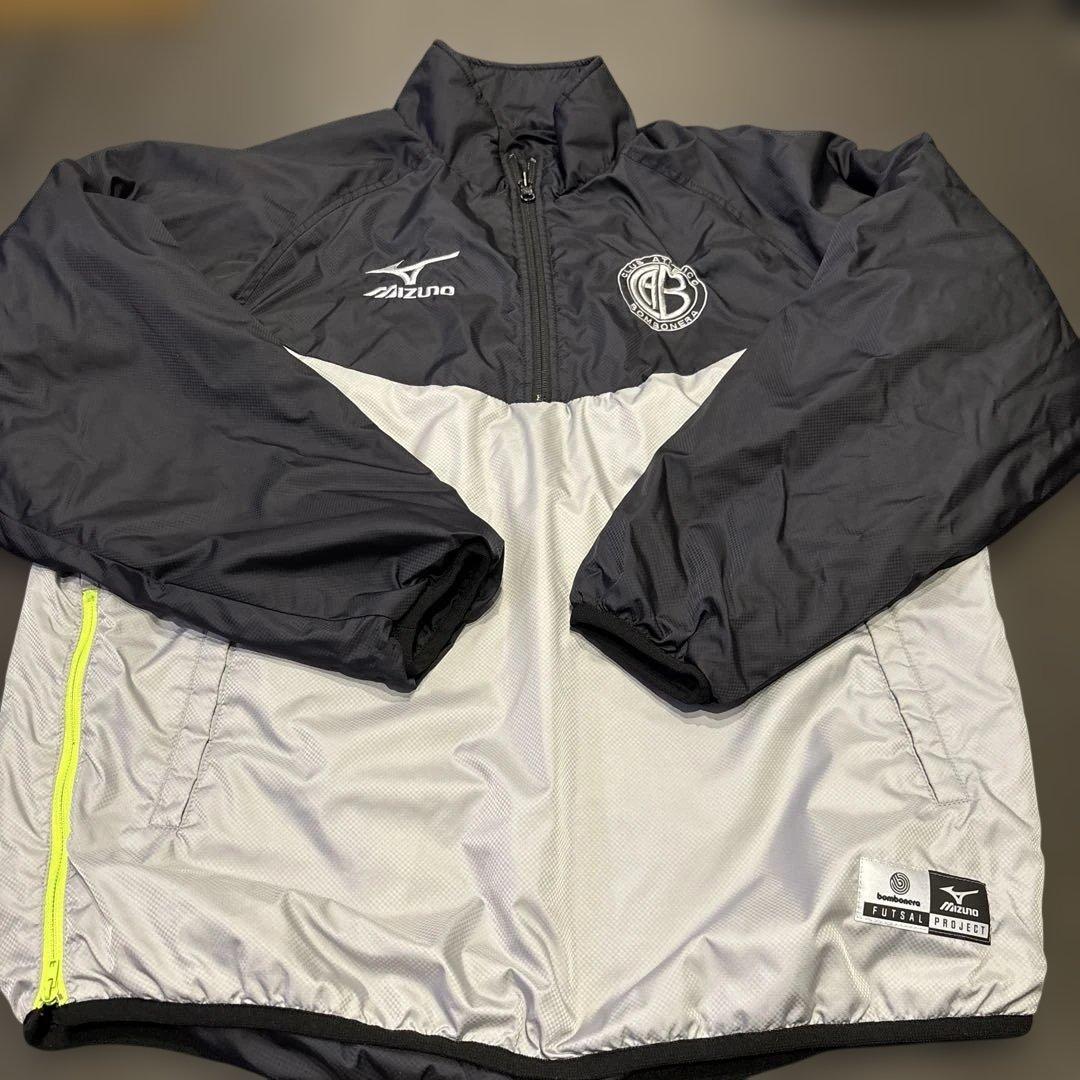 レア！mizuno✖️bombonera リバーシブル中綿ハーフジップ