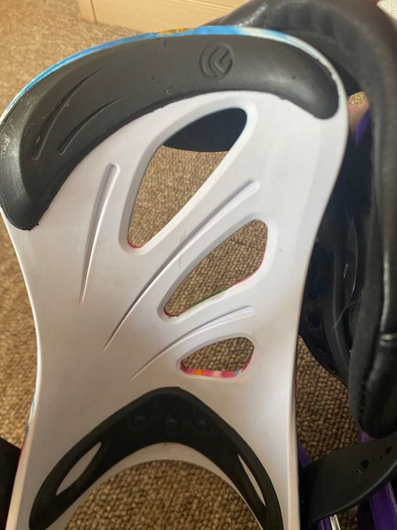 レディースFLUX スノーボードビンディング 花柄　スピード発送