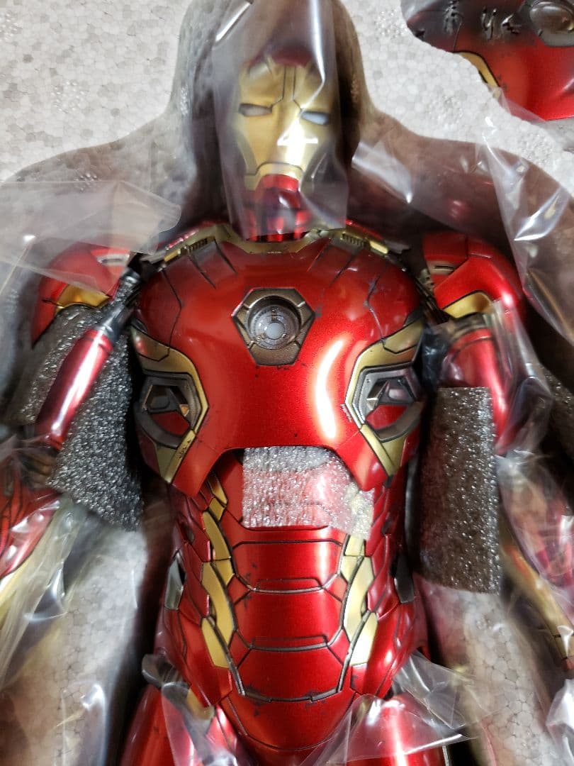 【新品未使用】ホットトイズ　アイアンマン　マーク45　アベンジャーズ　1/6