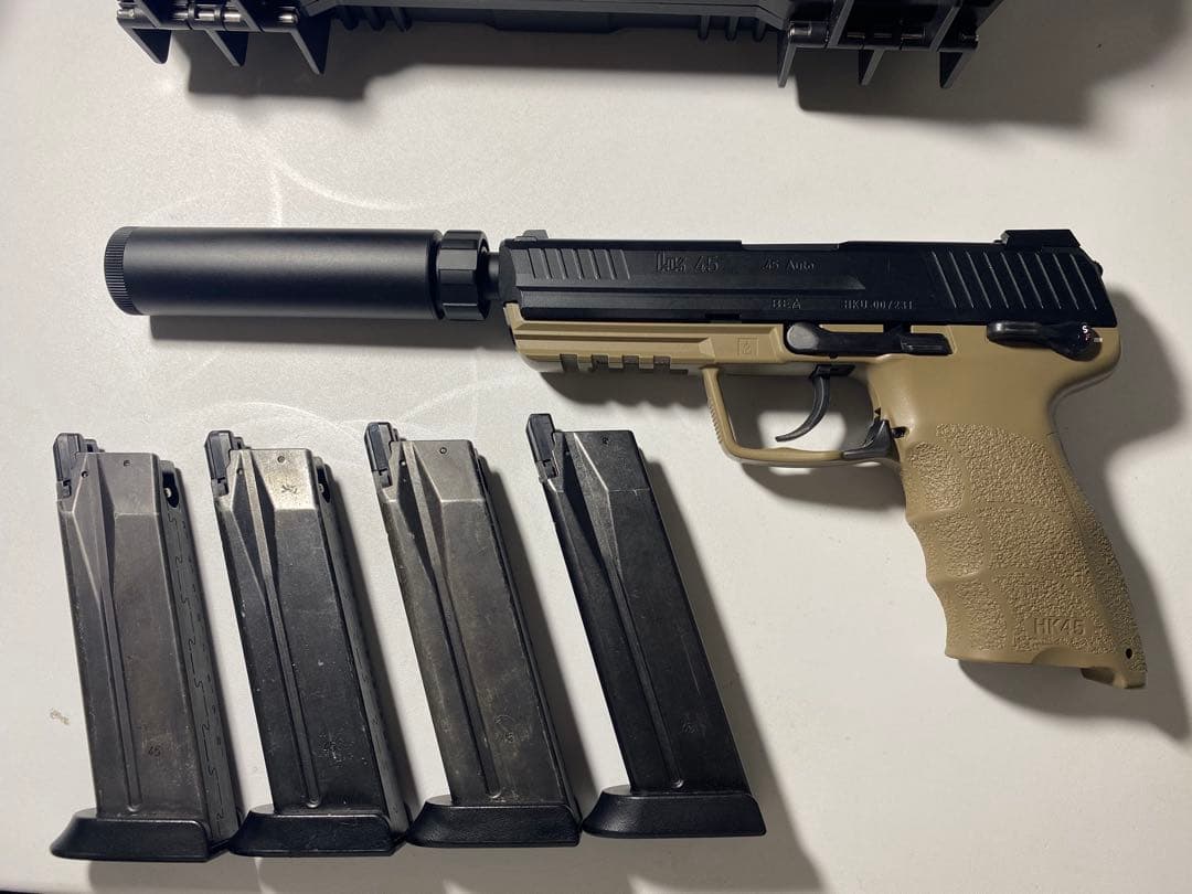 東京マルイ HK45 Tactical ガスガン　マガジン4個