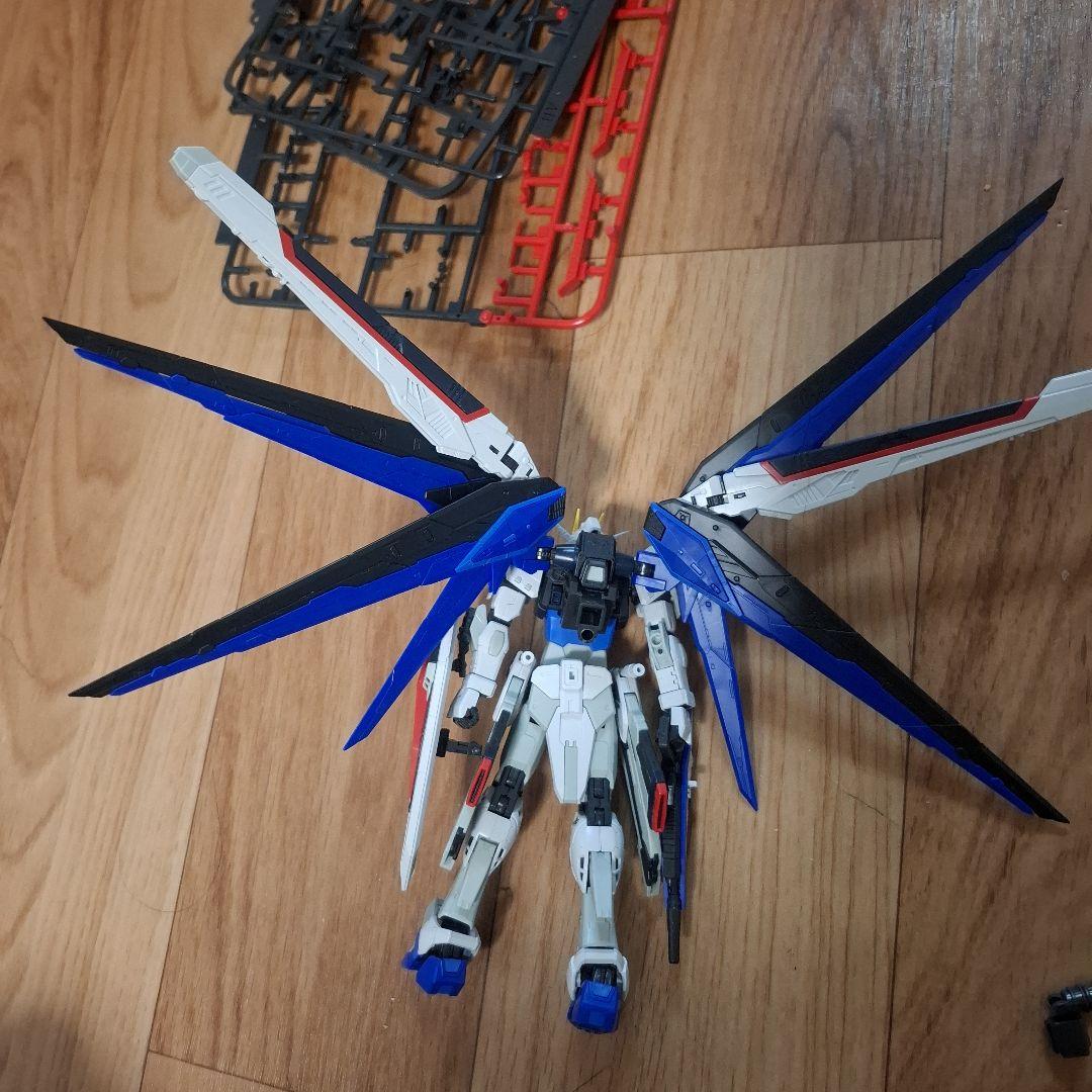 RG ガンダムベース限定　フリーダムガンダム　ver.GCP