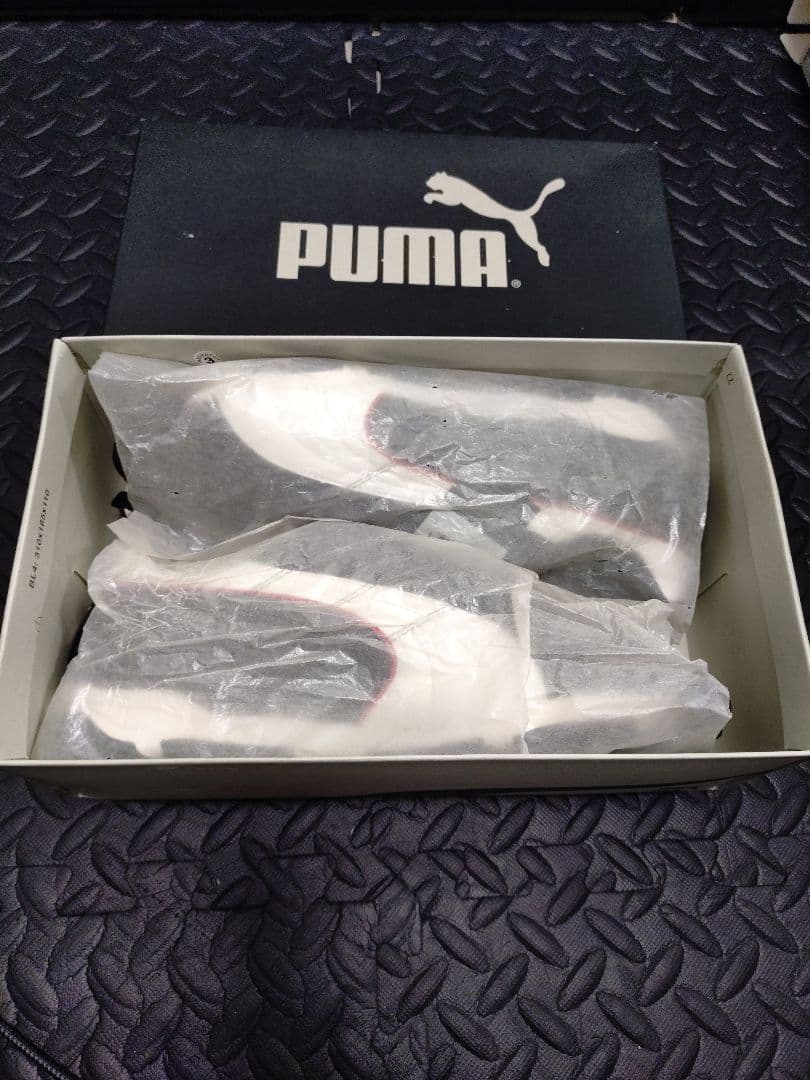 【デッドストック】PUMA フットサルシューズ