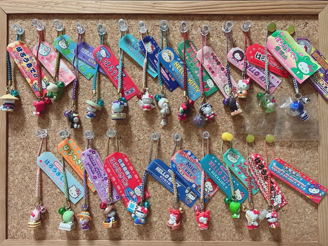 ご当地キティ キーホルダー 24個セット