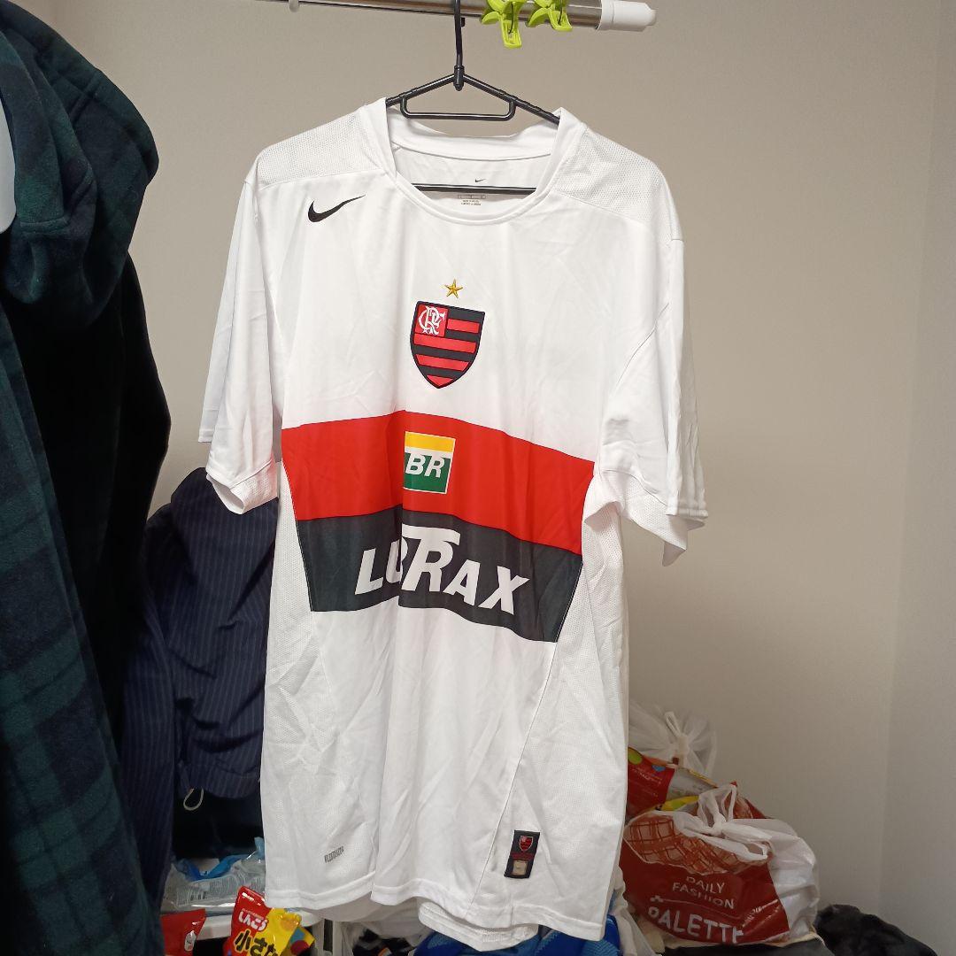 Nike フラメンゴ。（ブラジル）レプリカユニフォーム。 Lサイズ