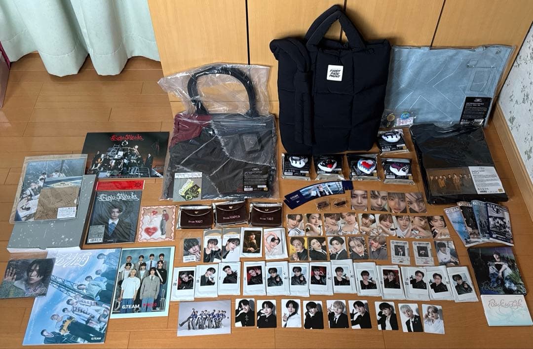 &TEAMコレクション　トレカ59枚&CD、BAG、ツアー&ファンミグッズ！